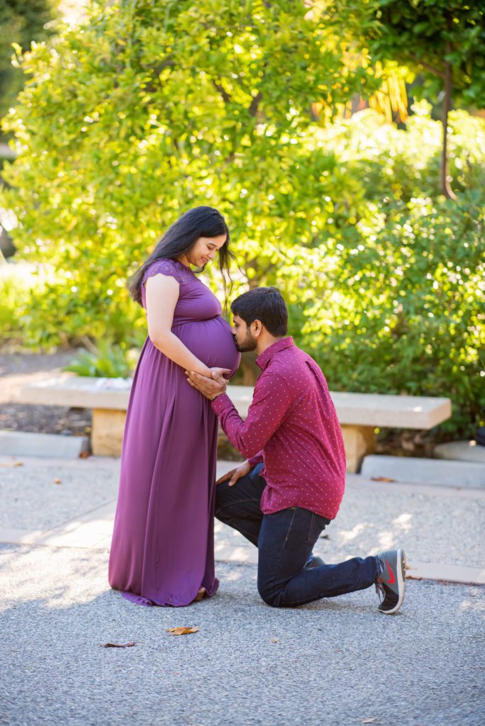 maternity pictures at Stanford University