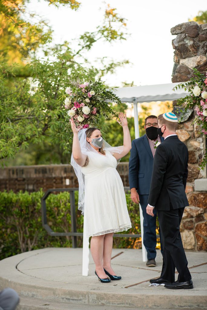 how to have a safe Covid-19 wedding
