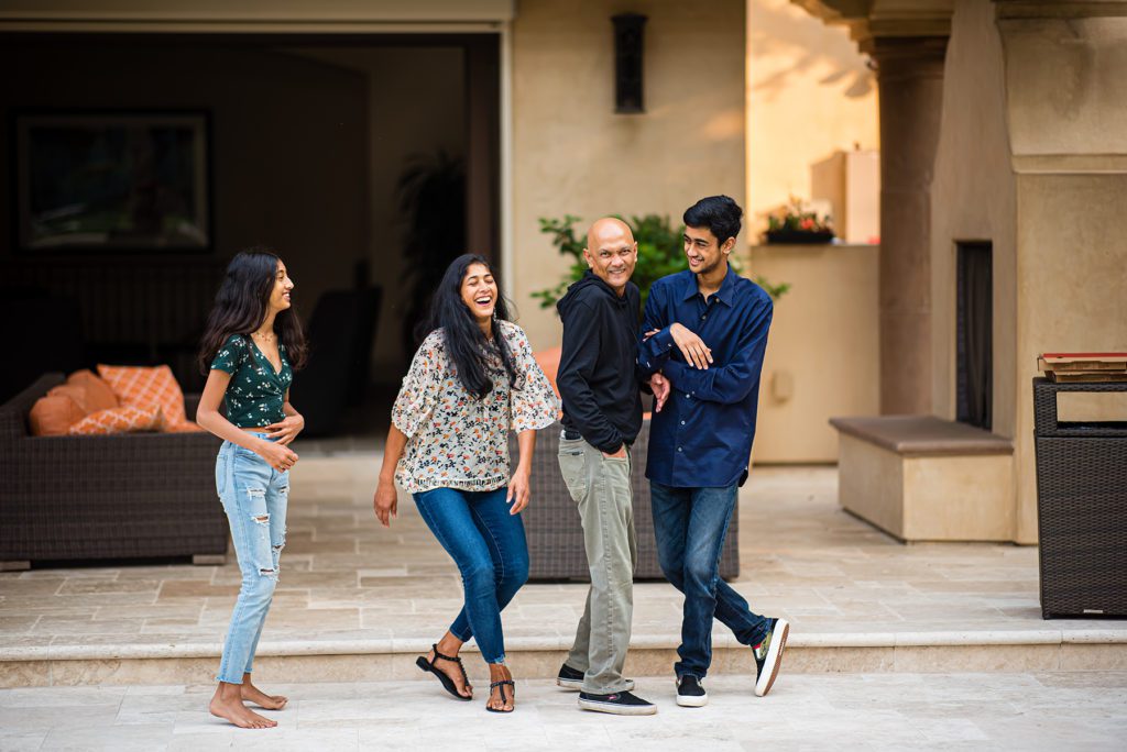 Fun Family Portraits In Your Backyard