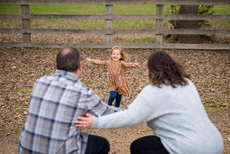 incentivizing kids for family portraits