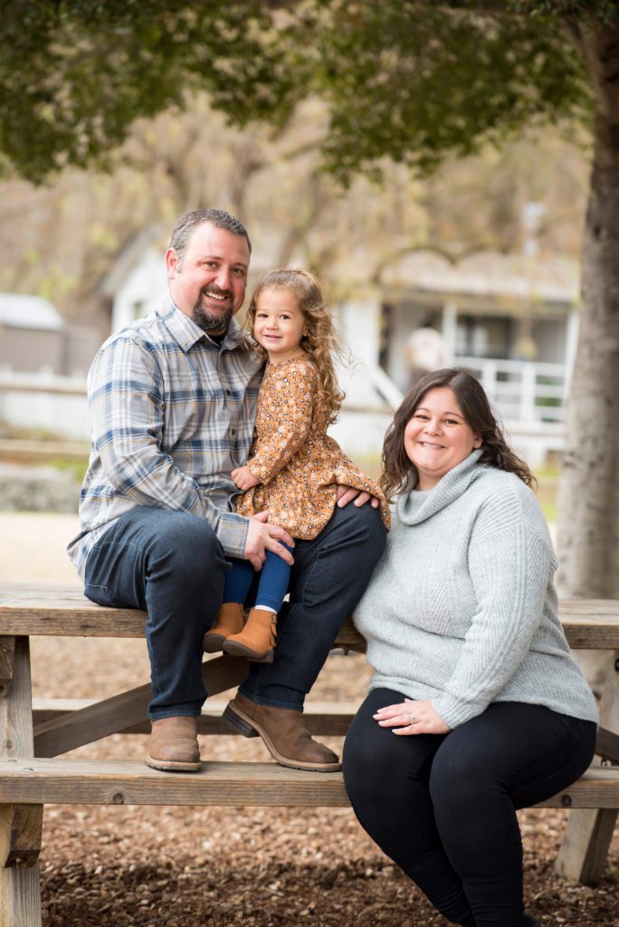 incentivizing kids for family portraits