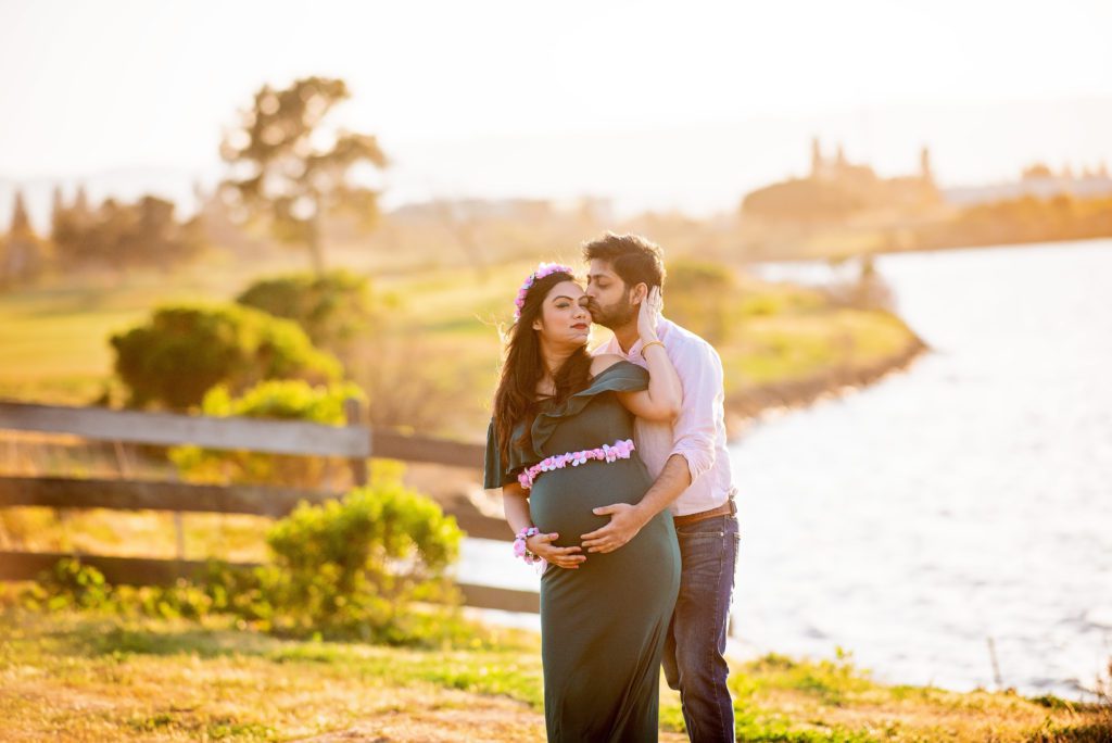 maternity portraits on a weekday