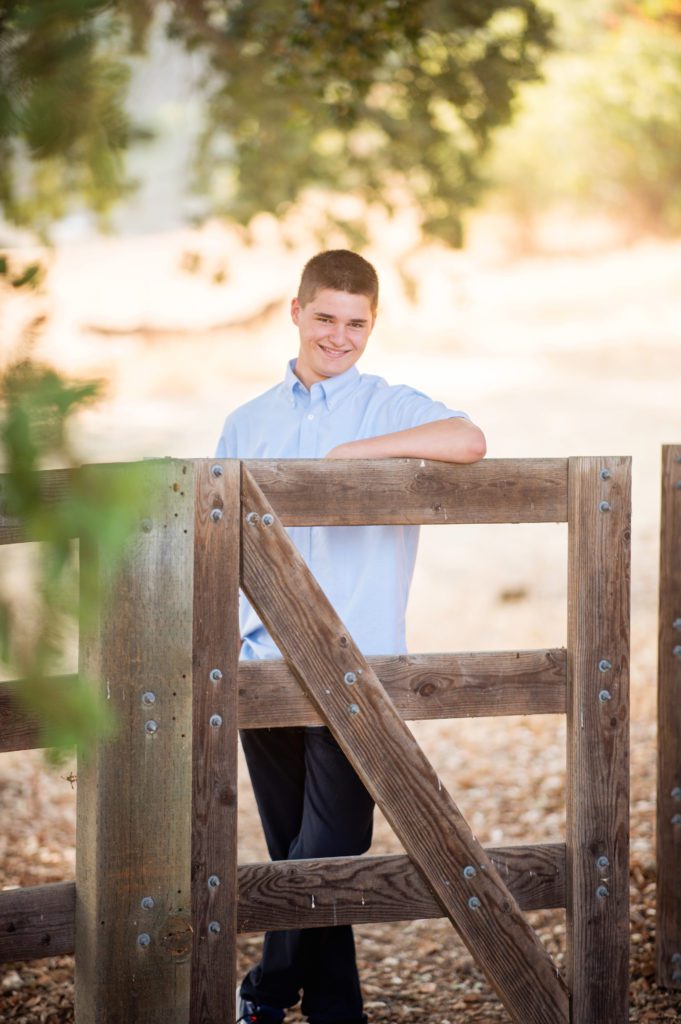 How To Get Men To Enjoy Taking Family Portraits Without Bribing Them