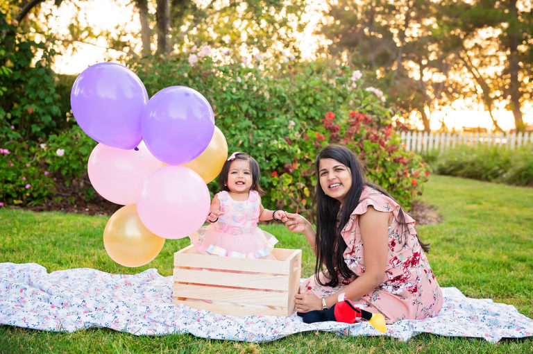 Children Feel Comfortable For Family Portraits