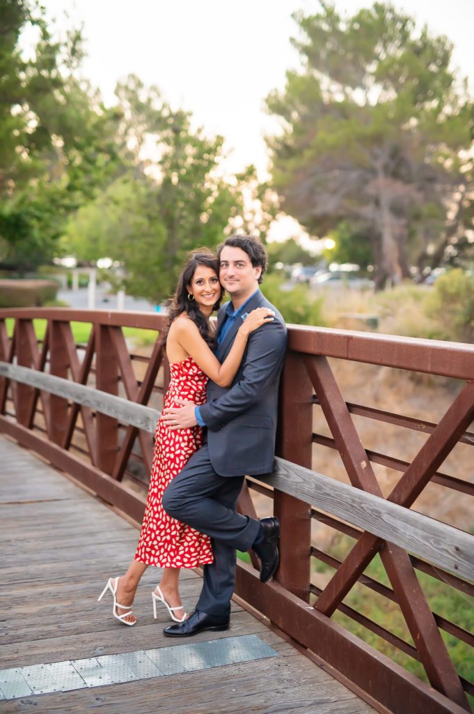 intimate engagement portrait poses