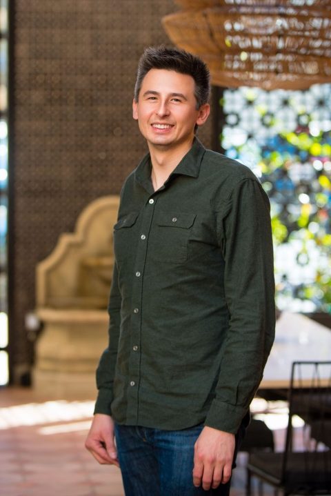 outdoor business casual headshots in palo alto