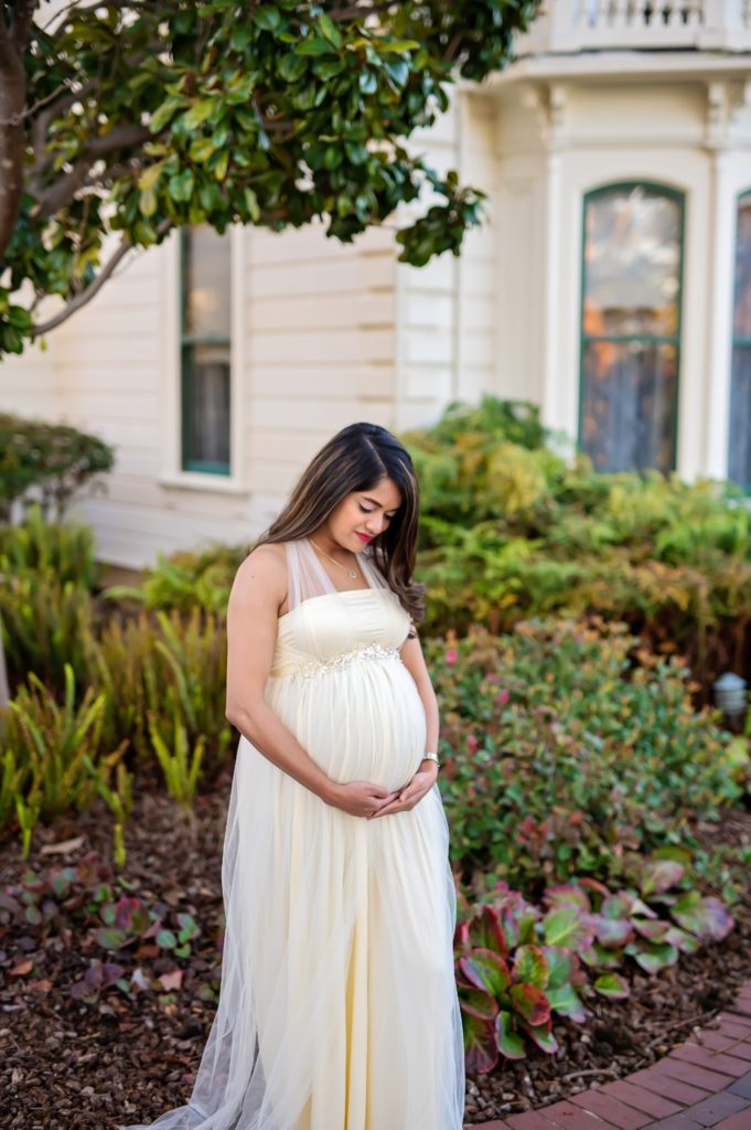 Golden Hour Maternity Portraits At Shoreline Lake Park