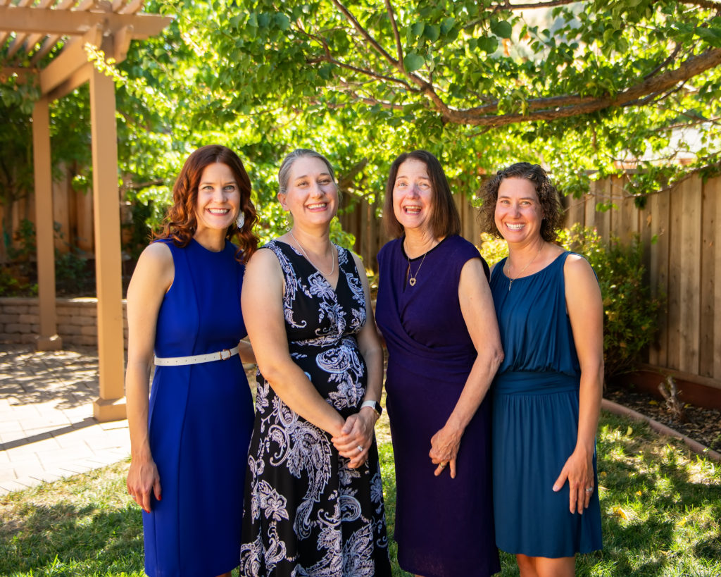 how to take family portraits in your backyard