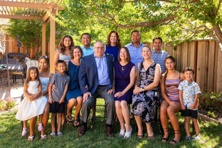 how to take family portraits in your backyard