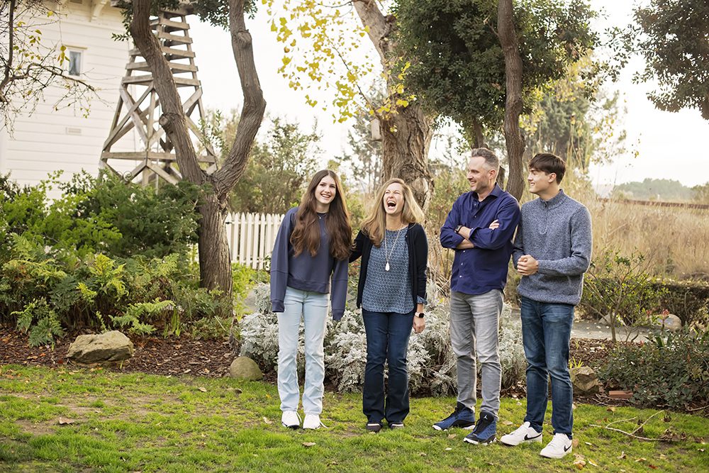 how to make family portraits fun for teens