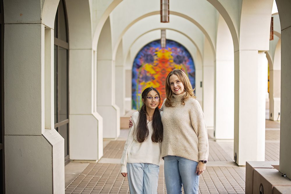 planning family portraits with extended family