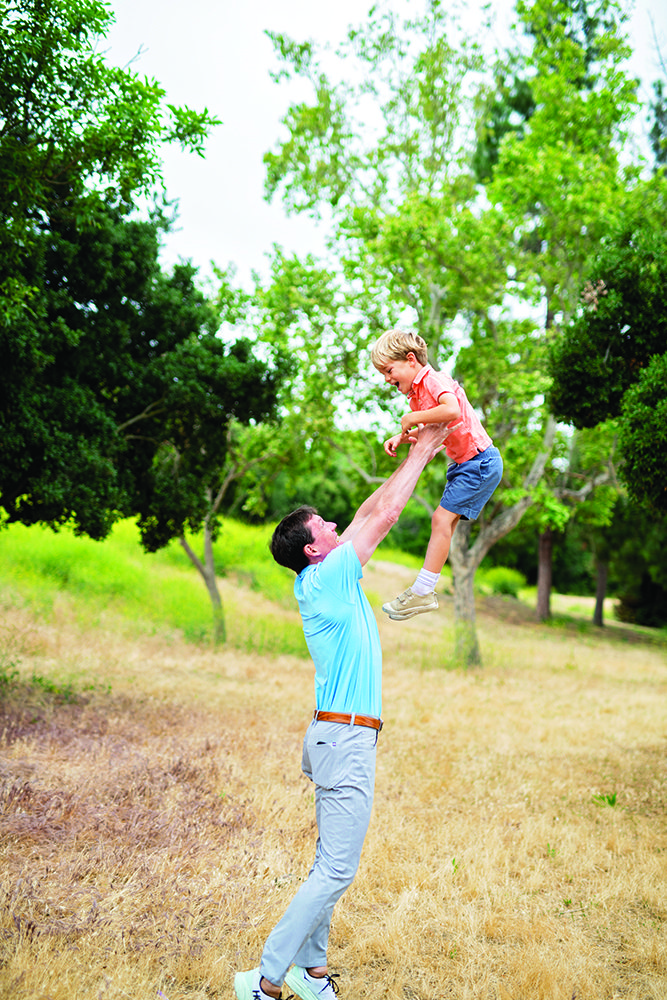 family portrait poses that kids love