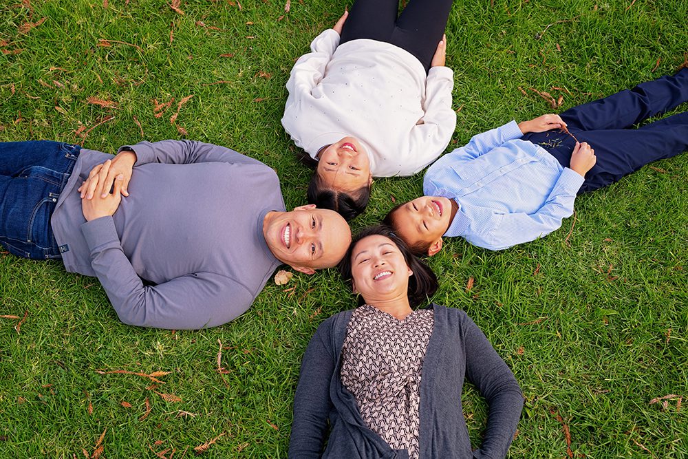 extended family portraits at hellyer park