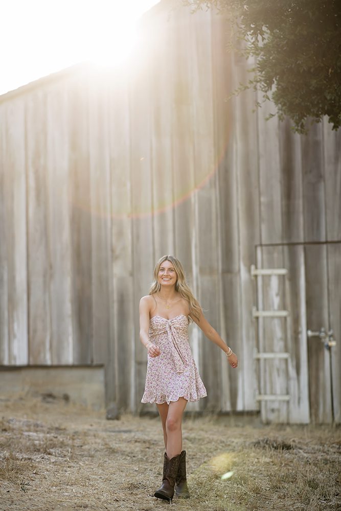 senior portraits at bernal ranch park