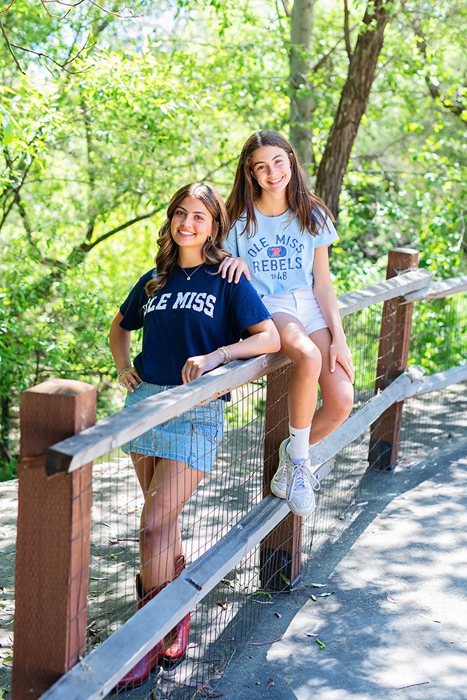 senior portraits at Oakmeadow Park