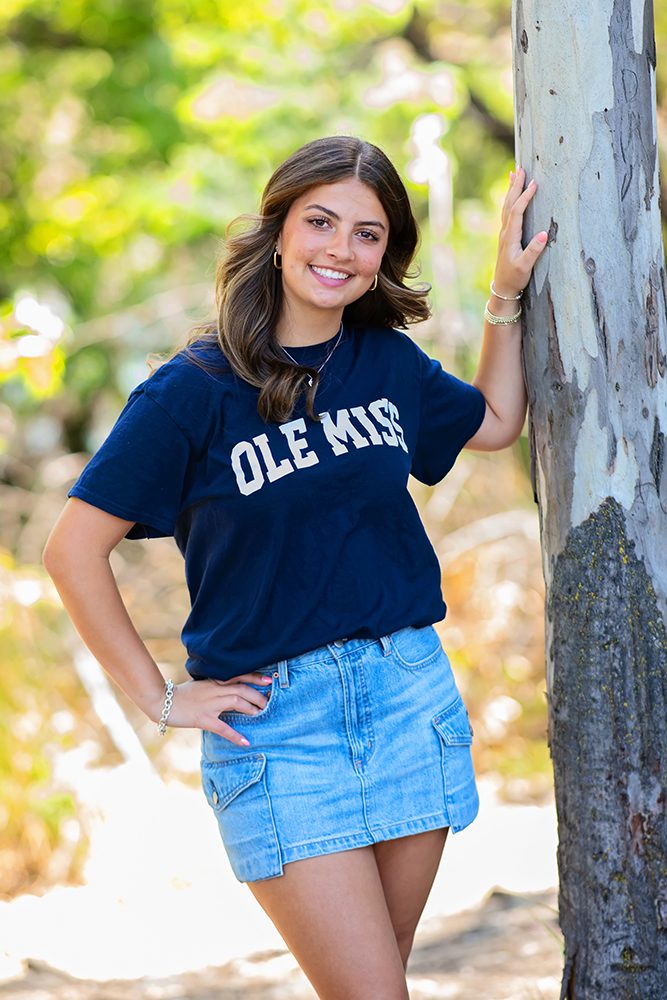 senior portraits at Oakmeadow Park