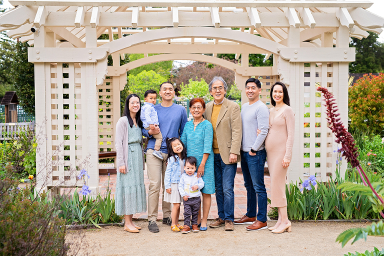 Five Tips For Your First Family Portrait Session