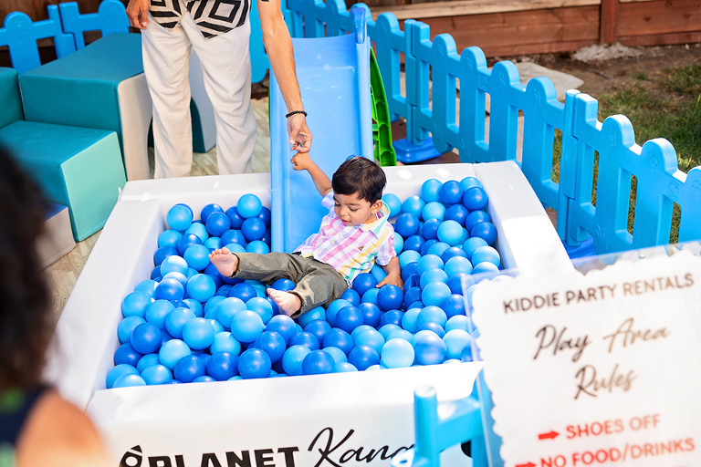 Benefits of Throwing a 1st Birthday Party In Your Backyard