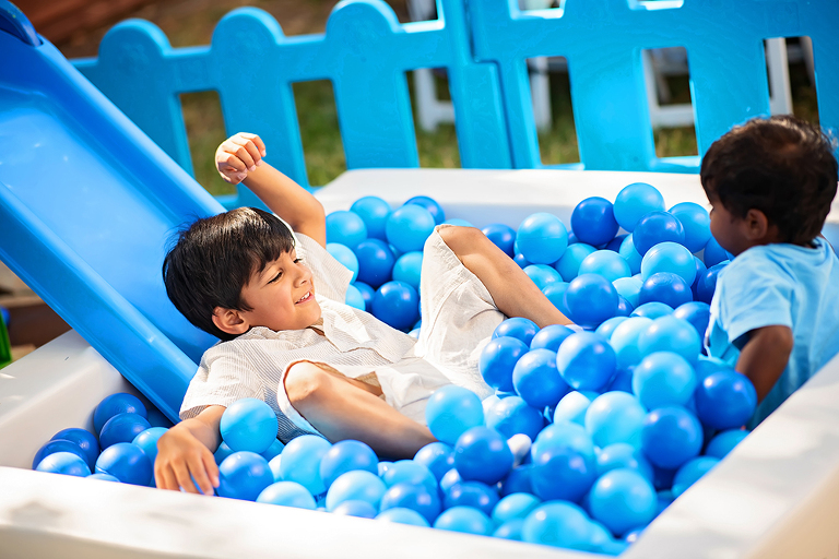 Benefits of Throwing a 1st Birthday Party In Your Backyard