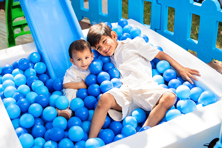 Benefits of Throwing a 1st Birthday Party In Your Backyard