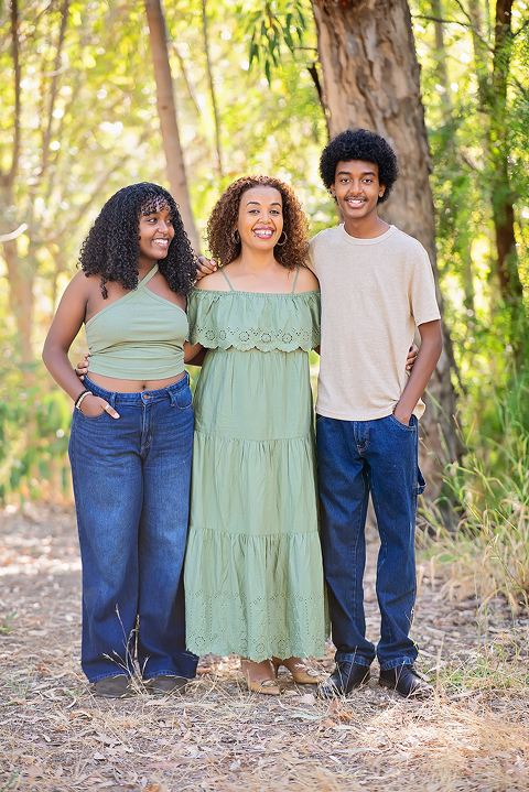 early morning family portraits at Vasona Park