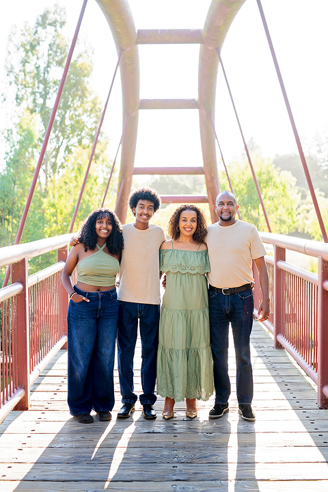 early morning family portraits at Vasona Park