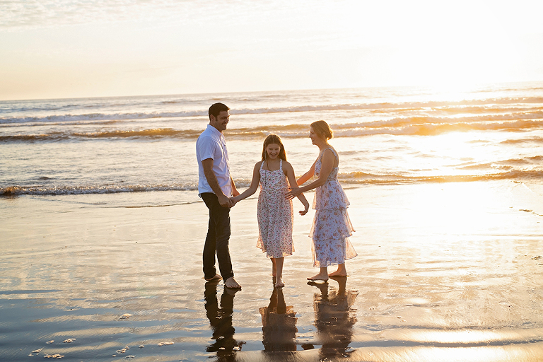 Sunset Beach Family Portraits In Watsonville