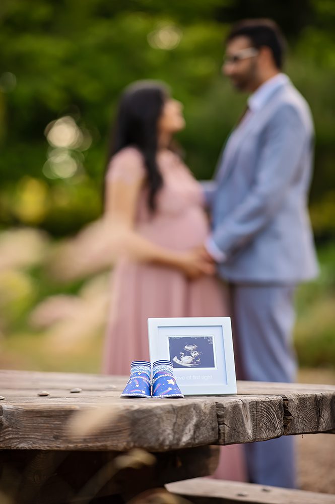 Golden Hour Maternity Portraits At The Elizabeth Gamble Garden