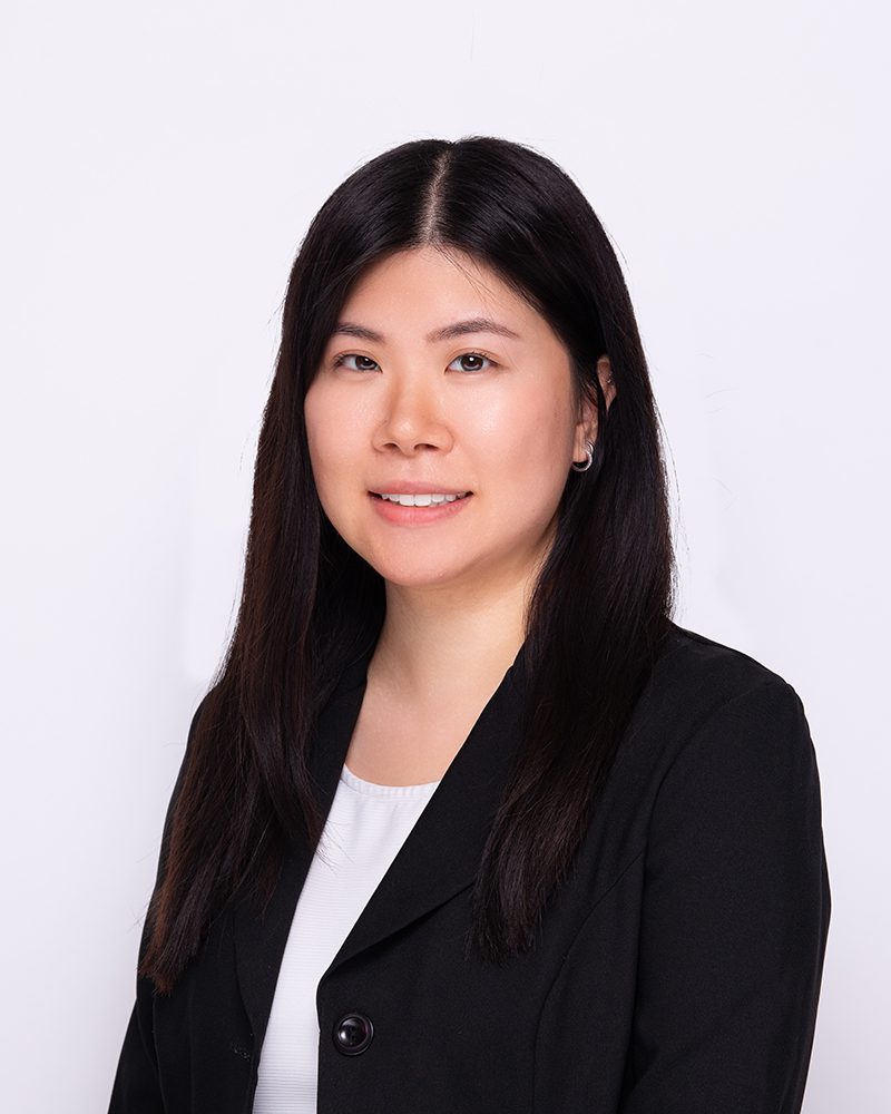 Best Colors To Wear For Headshots