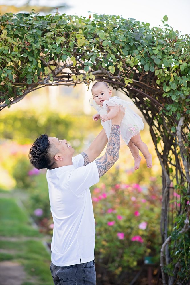 6th Month Baby Family Portraits At The Municipal Rose Garden