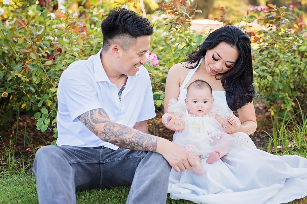 6th Month Baby Family Portraits At The Municipal Rose Garden