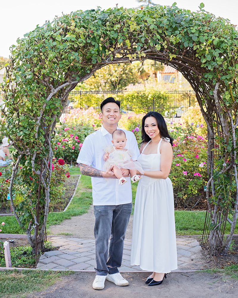 6th Month Baby Family Portraits At The Municipal Rose Garden