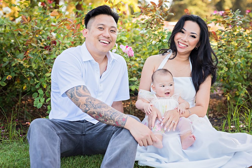 6th Month Baby Family Portraits At The Municipal Rose Garden
