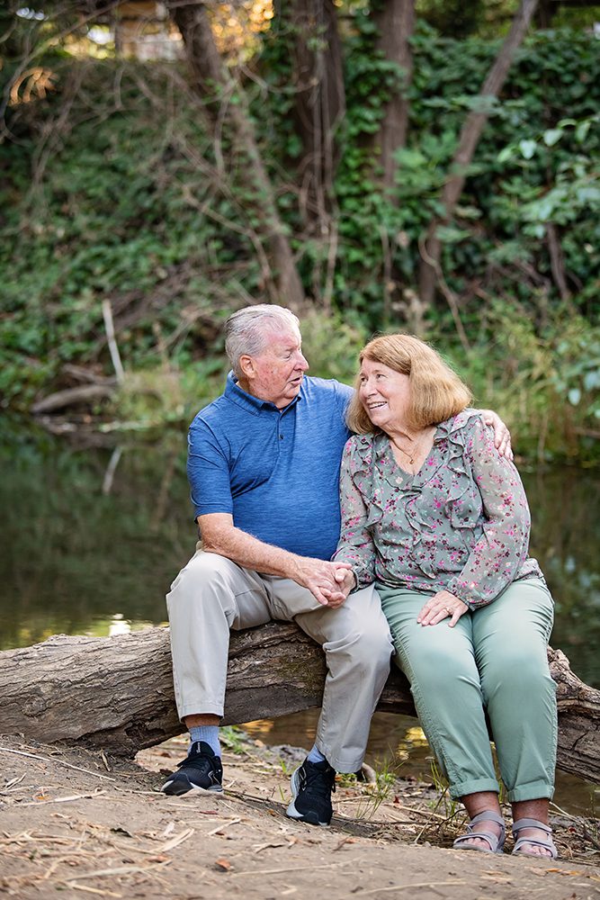 golden hour extended family portraits at Vasona Park