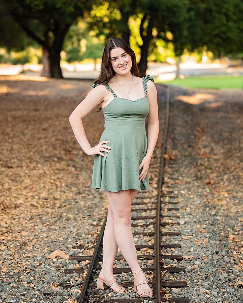 golden hour extended family portraits at Vasona Park