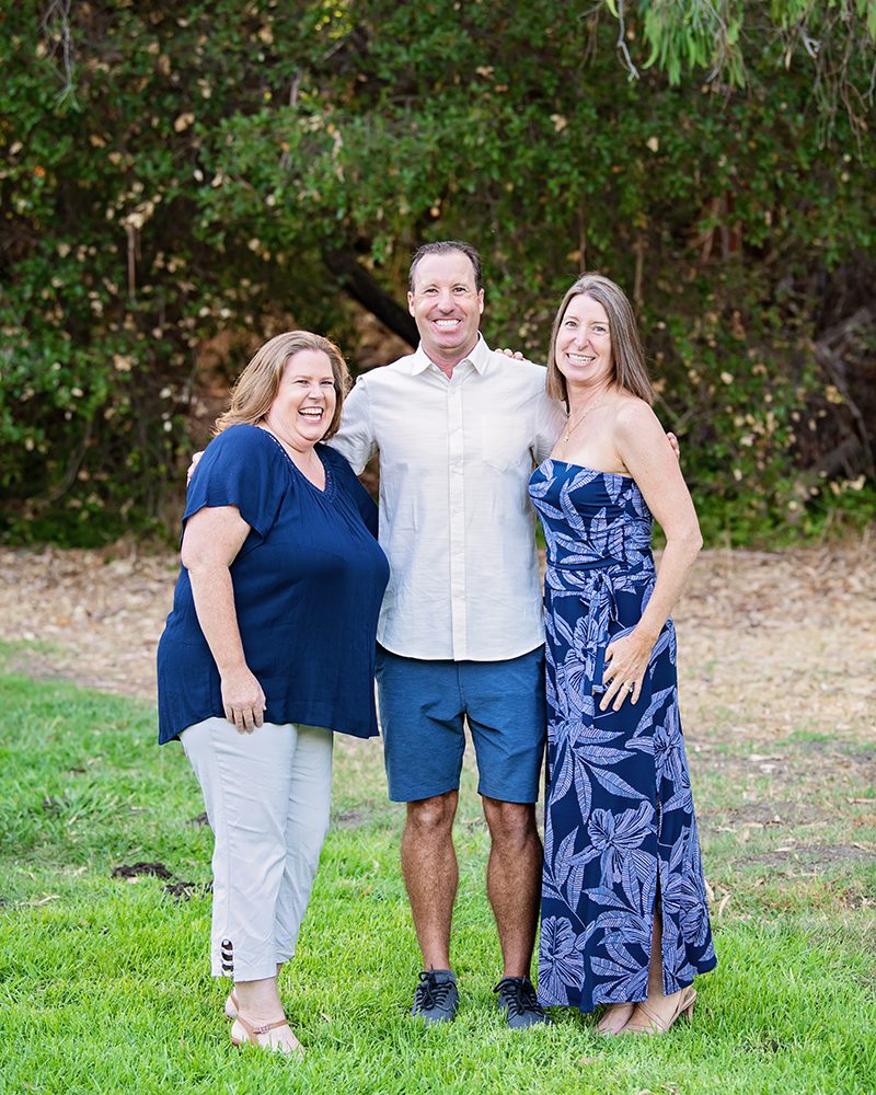 golden hour extended family portraits at Vasona Park