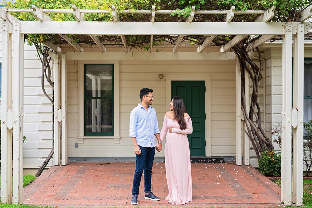 evening maternity portraits at Shoreline Lake Park