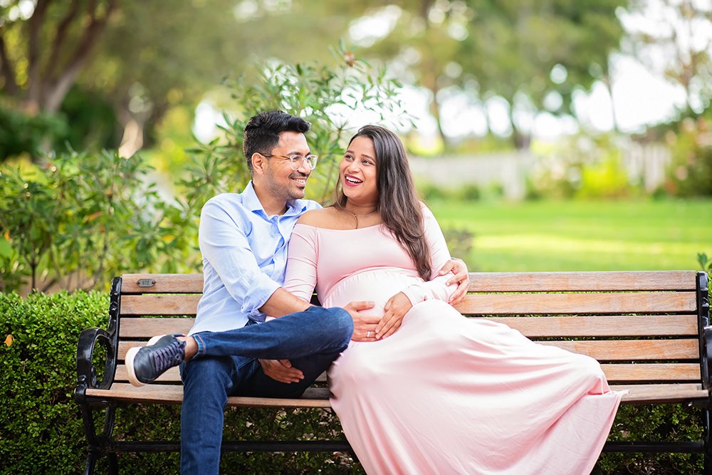 evening maternity portraits at Shoreline Lake Park