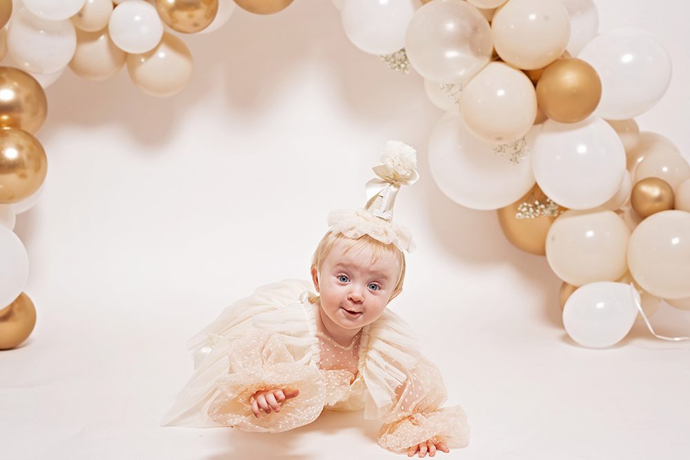studio cake smash portraits in San Jose