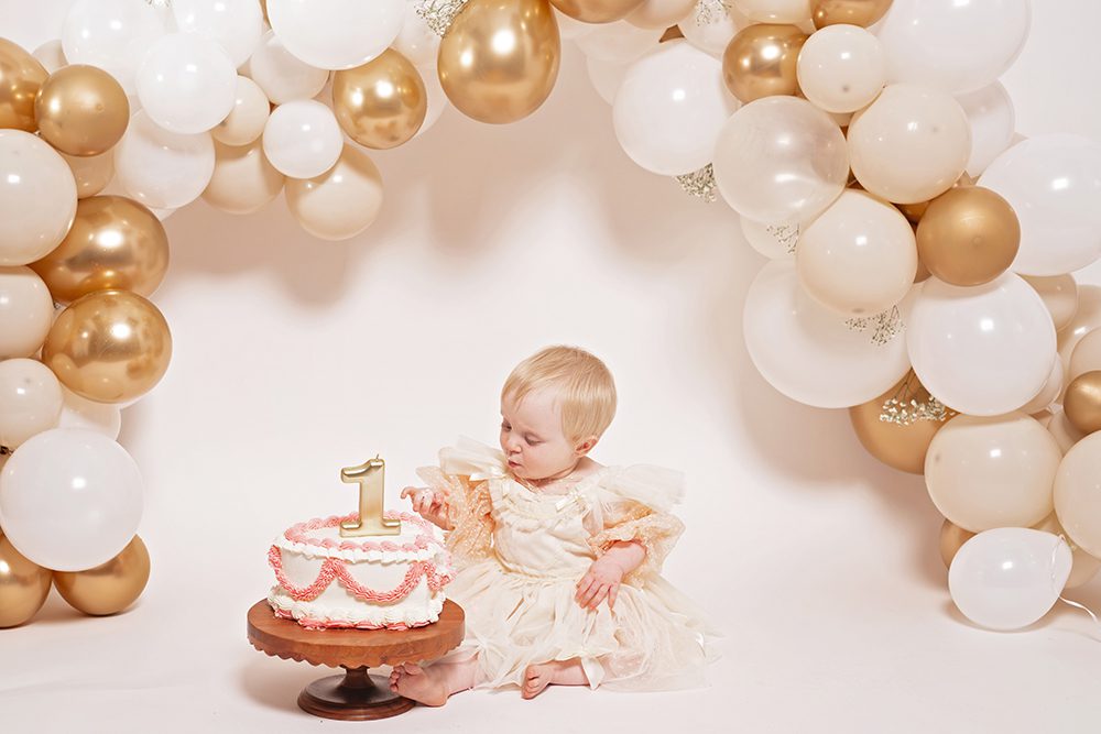 studio cake smash portraits in San Jose