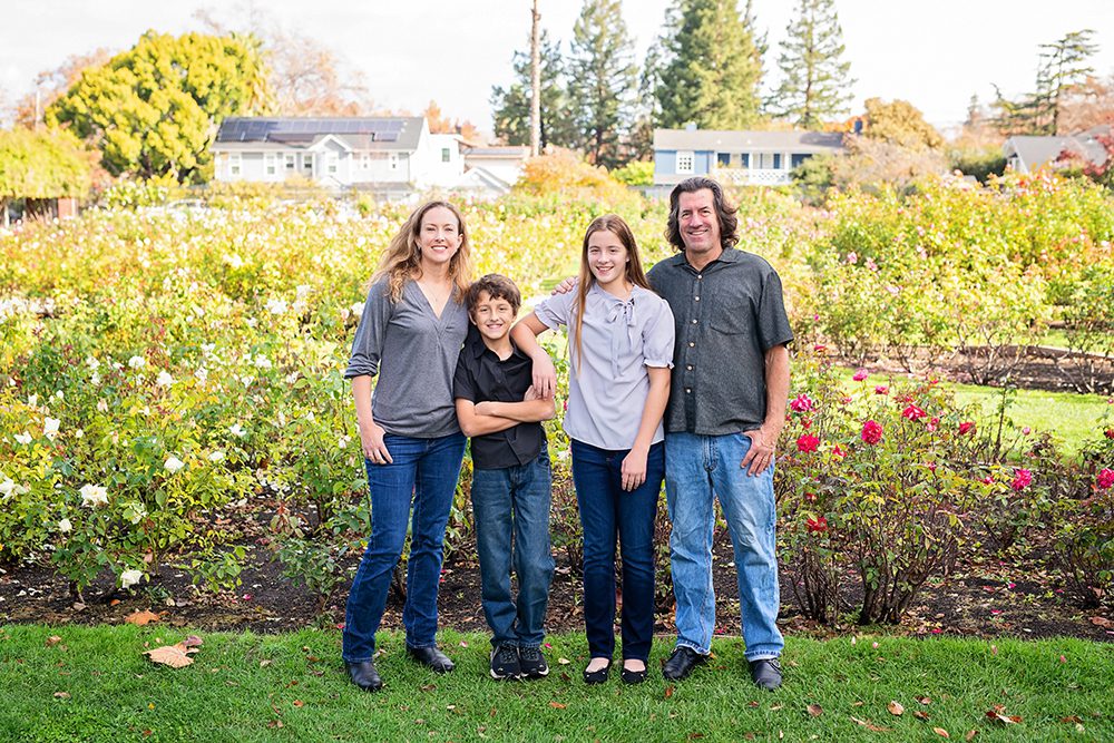 the best lighting for outdoor portraits