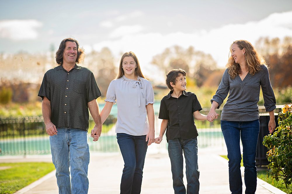 the best lighting for outdoor portraits