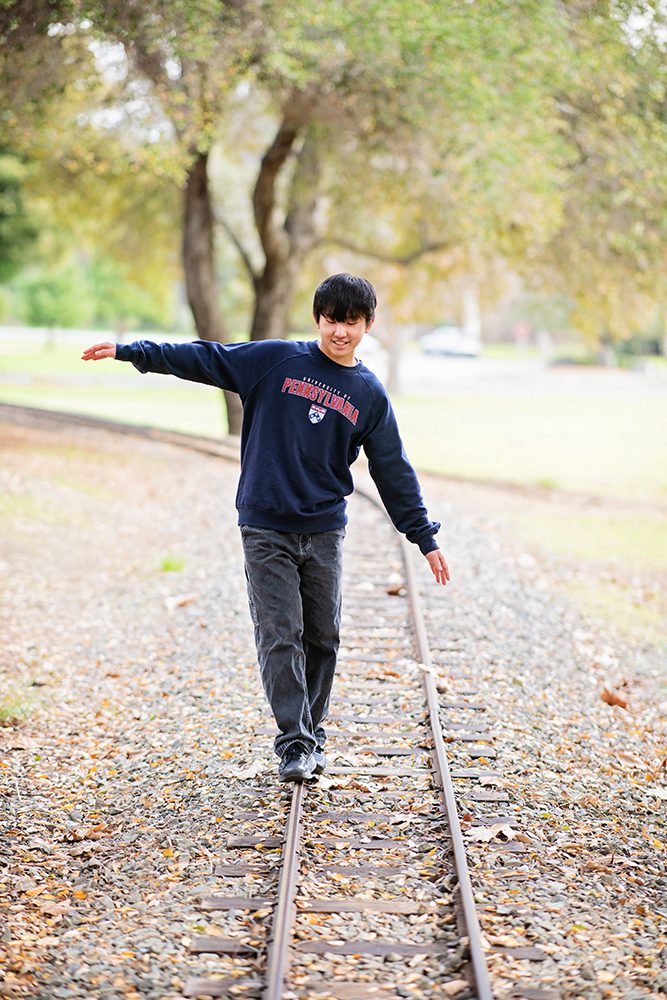 Fun and Candid Senior Portraits at Vasona Park