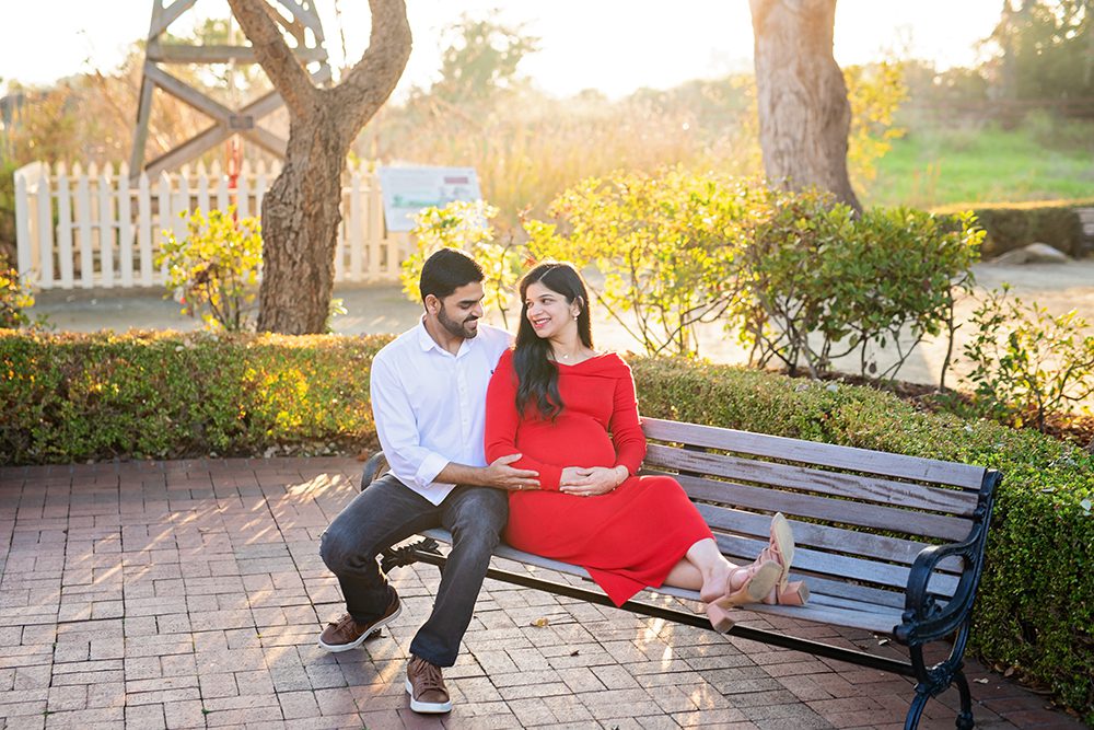 Is Red a Good Color to Wear for Maternity Portraits