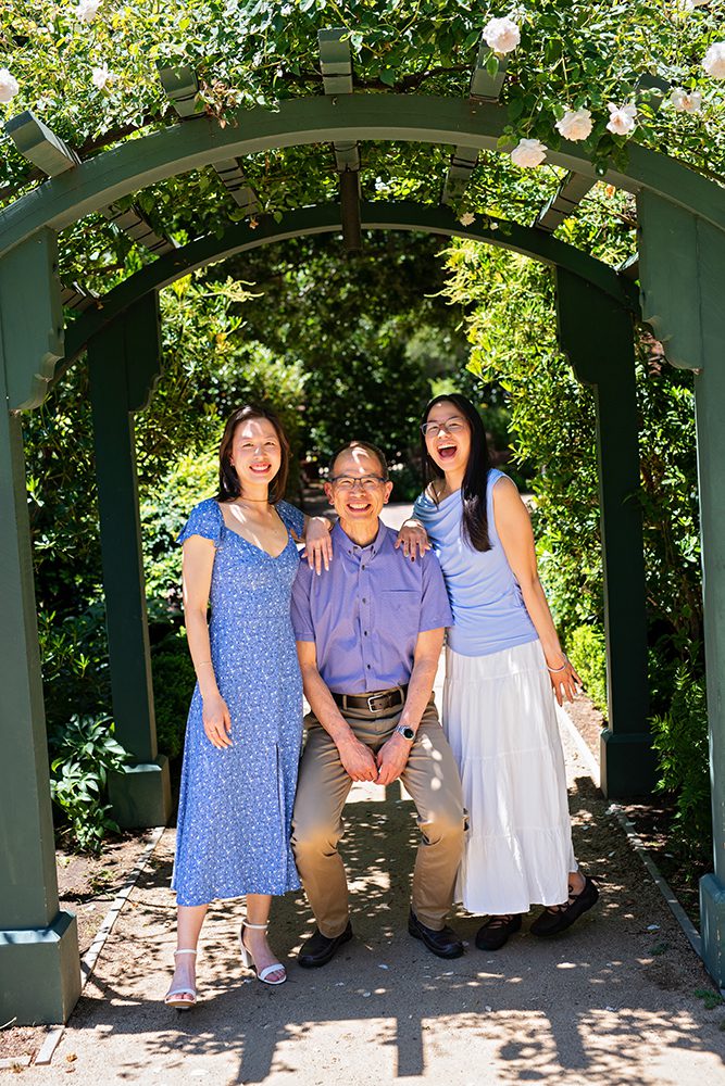 afternoon family portraits at the Elizabeth Gamble Garden