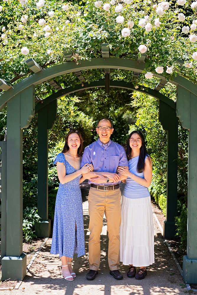 afternoon family portraits at the Elizabeth Gamble Garden