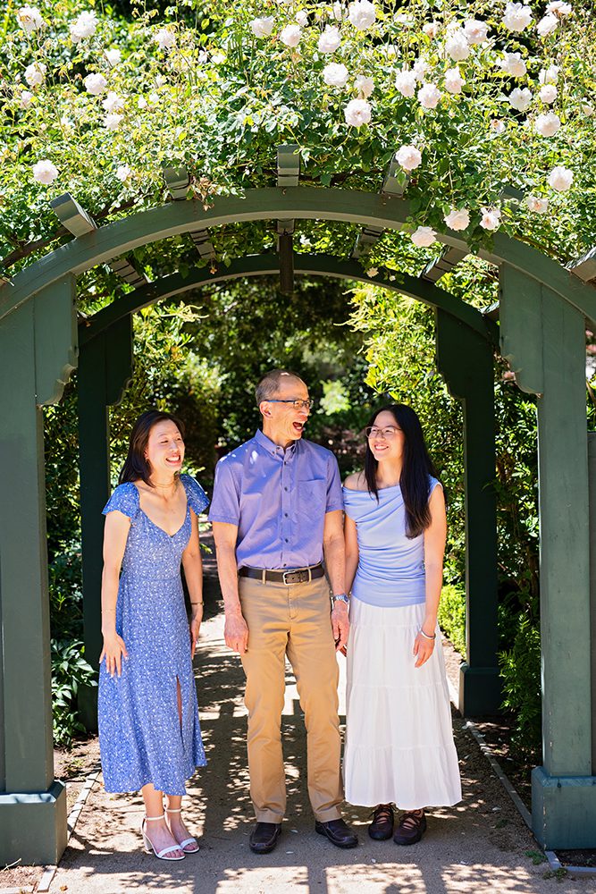 afternoon family portraits at the Elizabeth Gamble Garden