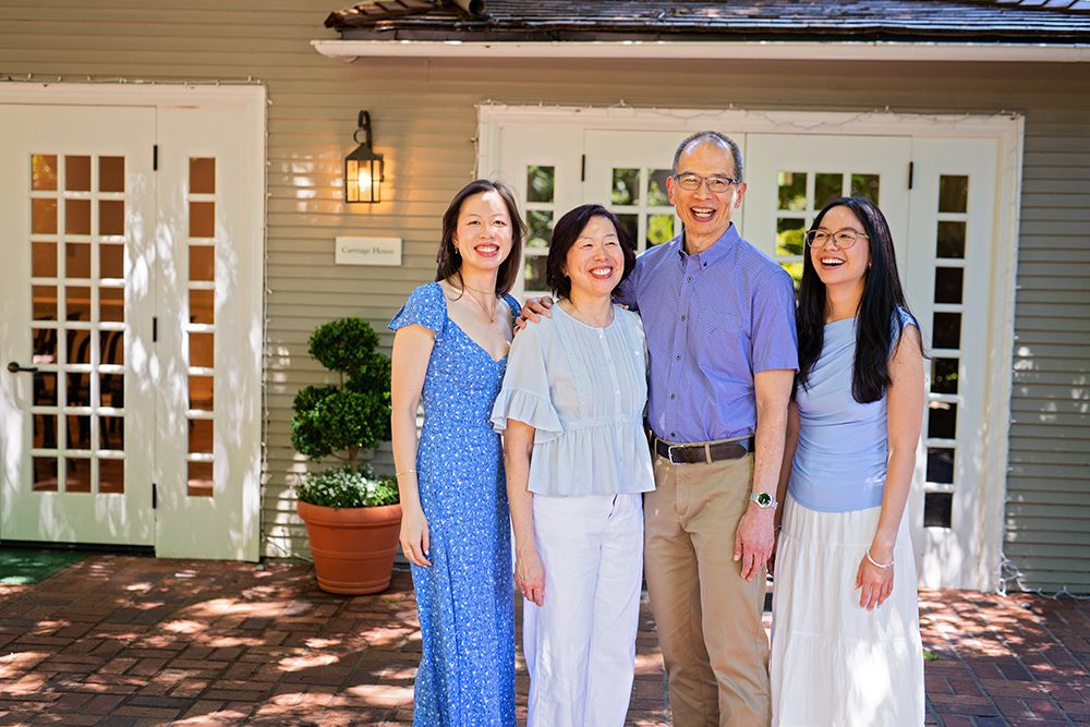 afternoon family portraits at the Elizabeth Gamble Garden