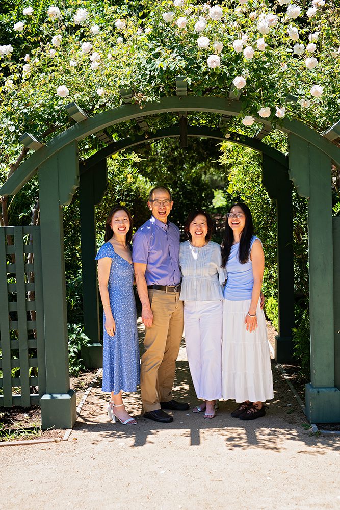afternoon family portraits at the Elizabeth Gamble Garden