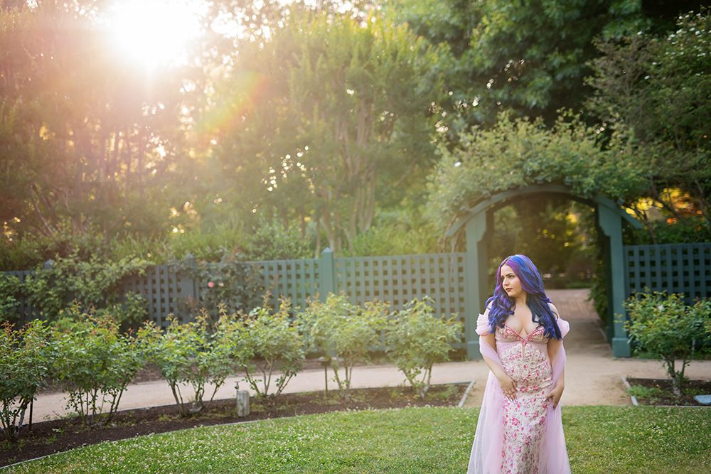 graduation portraits at the Elizabeth Gamble Garden